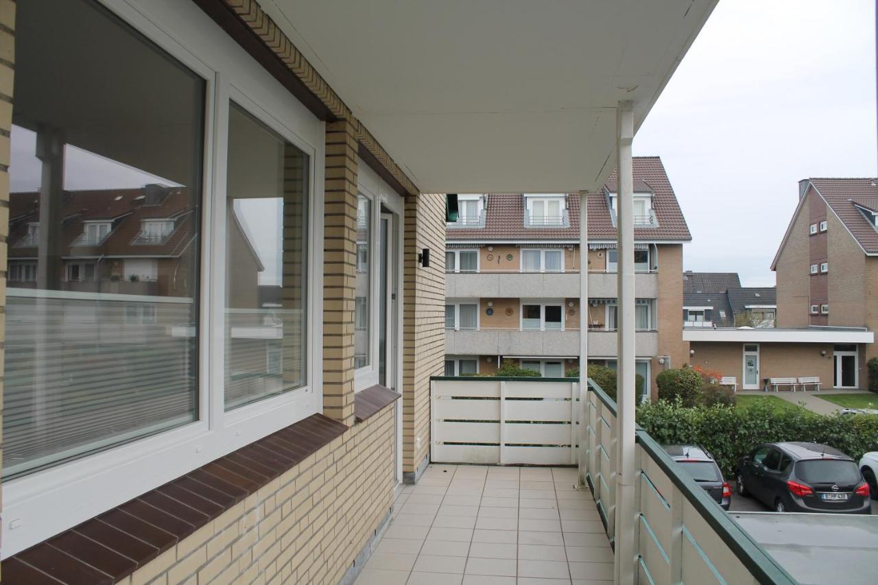 Ferienwohnung Fuer Grosse Familien Im Haus Akunak Busum Exterior photo
