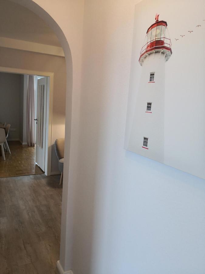 Ferienwohnung Fuer Grosse Familien Im Haus Akunak Busum Exterior photo